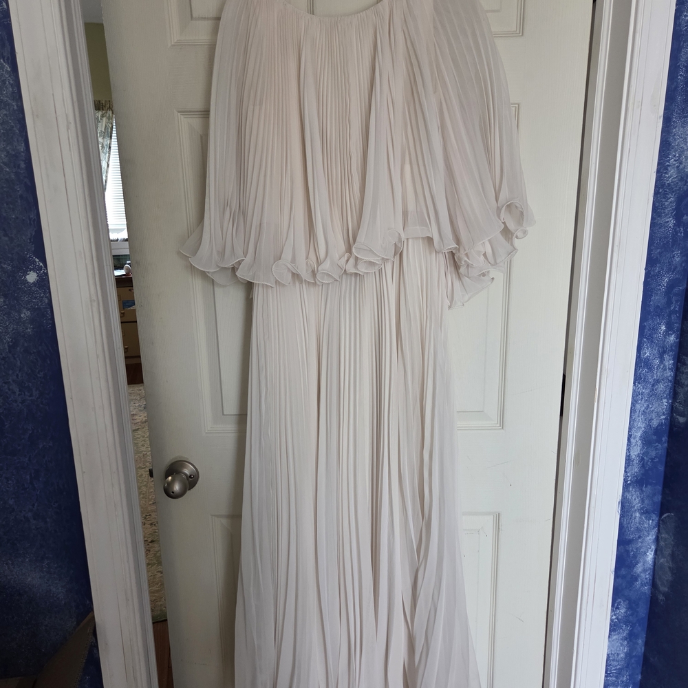 Miss Elliette Pleated Chiffon Maxi Dress Mid Century Cream Cspe Collar